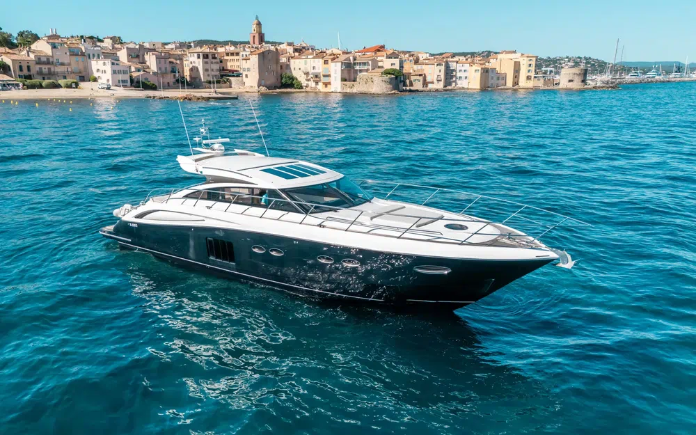 Princess V62 yacht